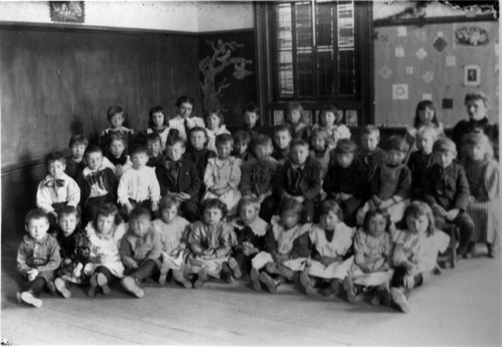 1890s-MabelFlorenceWhite-Kindergarten3
